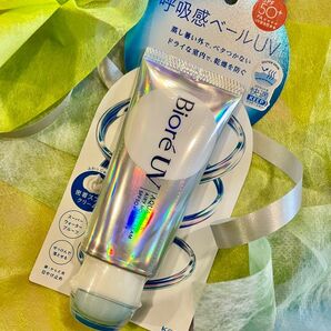 ☆NEW 花王 ビオレUV呼吸感ベールUV アクアリッチエアリーホールドクリーム/1個☆