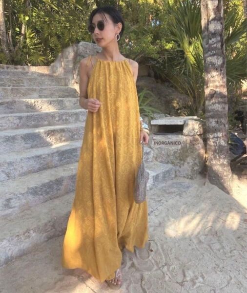Ameri vintage アメリヴィンテージ MEDI LAMP HALTER NECK DRESS