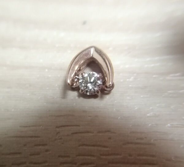 【値下不可】250786 ダイヤ 0.1ct k18 ペンダントトップ