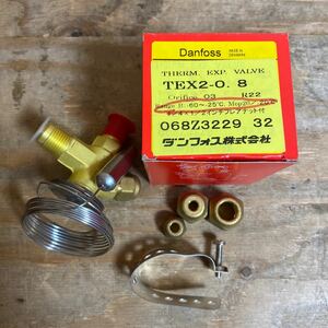 未使用品☆Danfoss ダンフォス温度膨張弁 TEX2-0.8 R22 オリフィス 03 冷媒 -60℃～-25℃ 1/4x1/2インチ フレアナット付き☆送料520☆レ+③