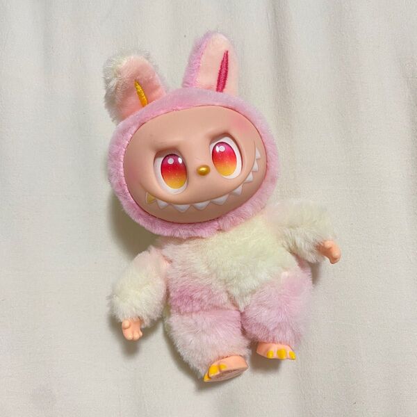 ラブブ Labubu ぬいぐるみキーホルダー ぬいぐるみ energy ピンク