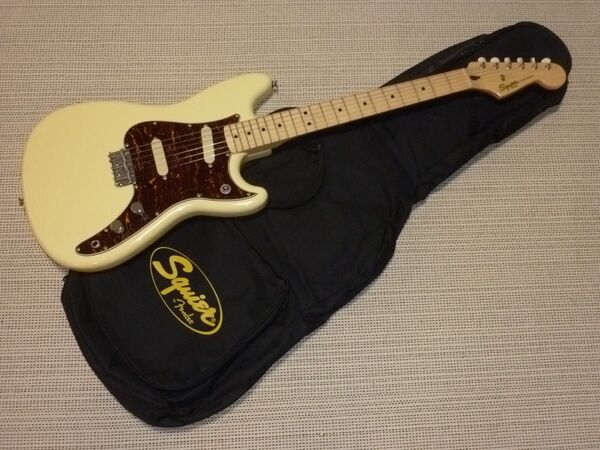 SQUIER FSR Classic Vibe Duo-Sonic Vintage White