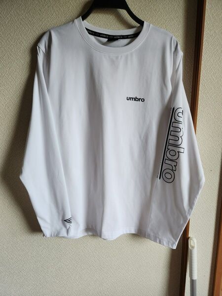 umbro ロンT 長袖Tシャツ カットソー トップス ホワイト 白
