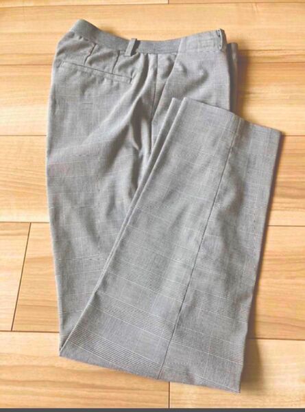 ユニクログレンチェック柄パンツ グレー オフィススタイル カジュアル