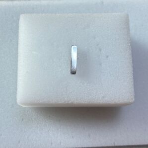 16G カスタムボディピアス シルバースティック ショート トップのみ