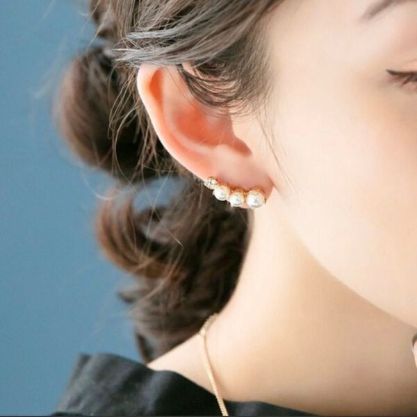 パール イヤリング 韓国 両耳用 ゴールド 上品 光沢感 パーティー 和装 おしゃれ 大人っぽい