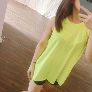 GAP FIT ジムウェア ヨガウェア 後ろあき 蛍光イエロー Lサイズ