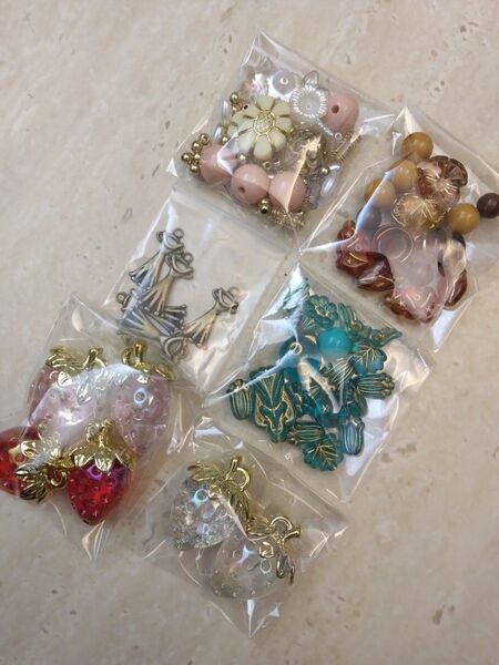 ビーズ/チャームまとめ売り ハンドメイド素材