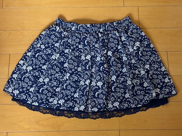 小花柄スカート ネイビー レース 裏地付き FOREVER 21