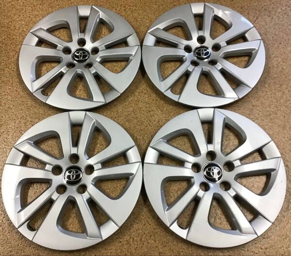トヨタ プリウス ZVW50 純正 15インチホイールキャップ4本 1台分セット