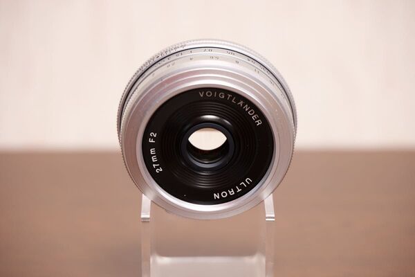 美品 フォクトレンダー ULTRON 27mm F2X シルバー