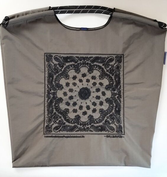 刺繍エコバッグ ダークグレー バンダナ柄 Mサイズ トートバッグ ショルダーバッグ かわいい
