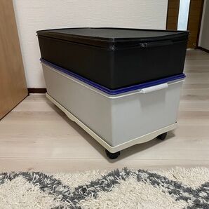 タッパーウェアの衣装ケース 2個セット キャスター付き