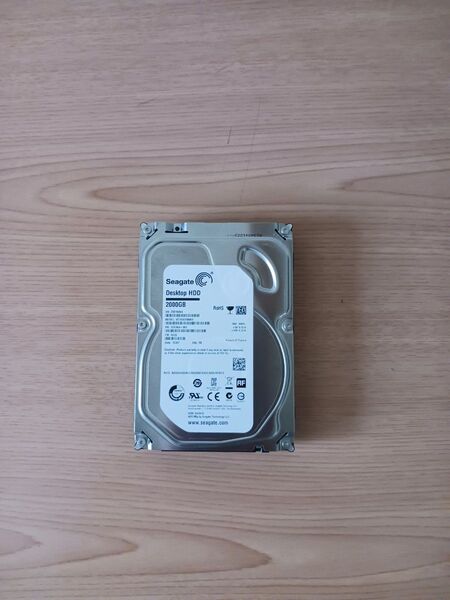 Seagate 内蔵型HDD 3.5インチ 2TB/SATA6/7200rpm