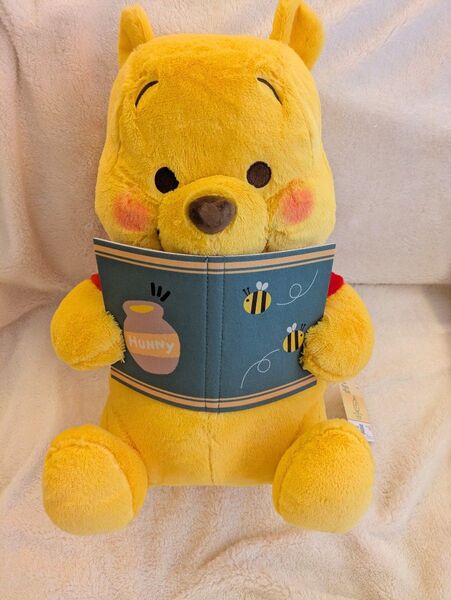新品 タグ付き くまのプーさんBOOKS FukuFuku超超BIGぬいぐるみ