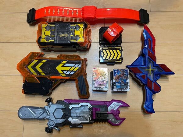 仮面ライダーガッチャード DXガッチャードライバーエクスガッチャリバー他