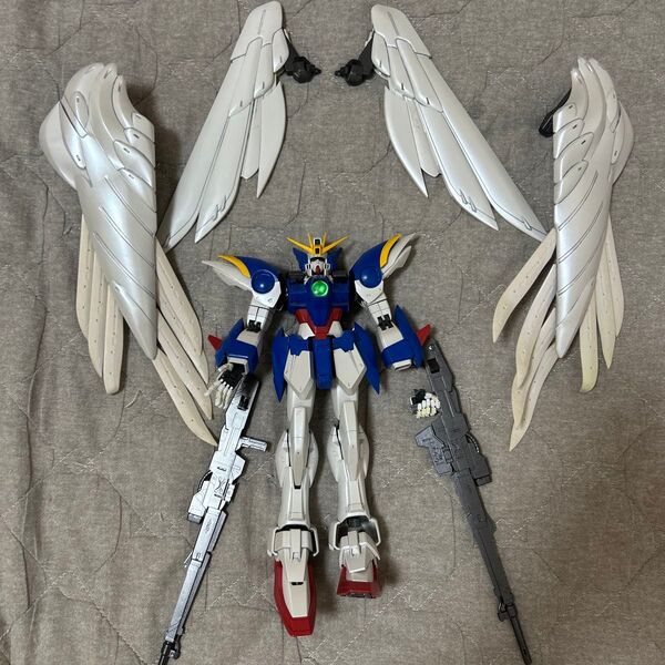 pg ウイングガンダム ジャンク品 ガンプラ ウイングガンダムゼロカスタム 組立済み プラモデル