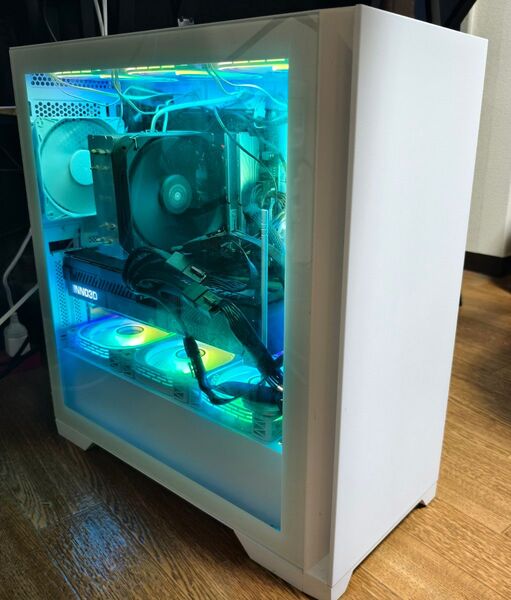 オウルテック ATXミドルタワーPCケース ケースファン最大12基搭載可能 透明ガラスサイドパネル OWL-PC4303-WH