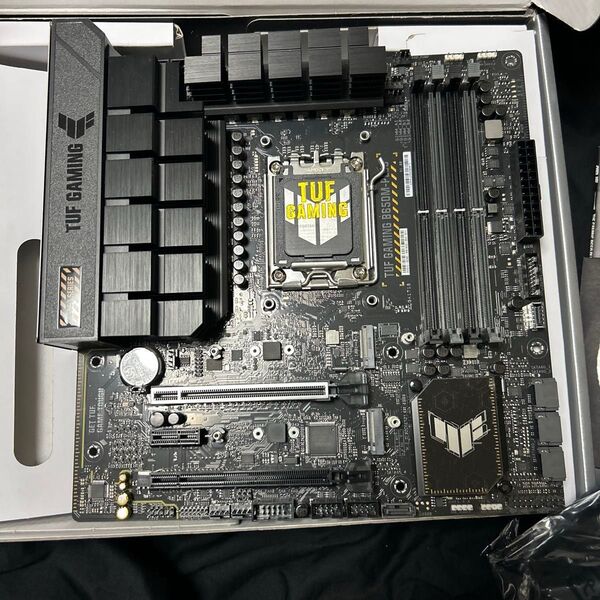 ASUS TUF GAMING B650M-PLUS