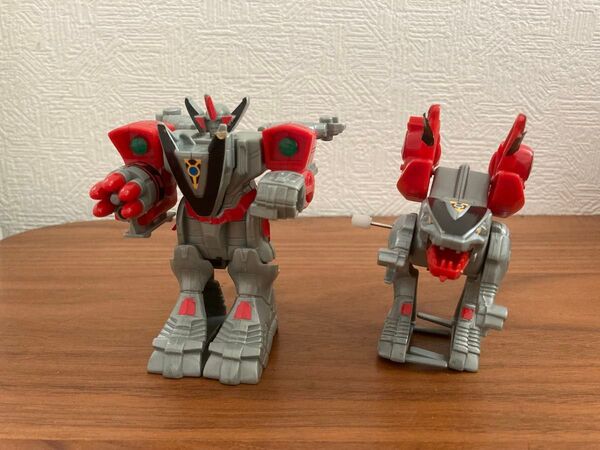 バンダイ 食玩 ミニプラ 未来戦隊タイムレンジャー ブイレックスロボ 全2種類