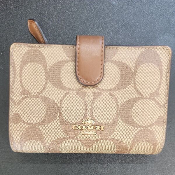 COACH 二つ折り財布 ベージュ