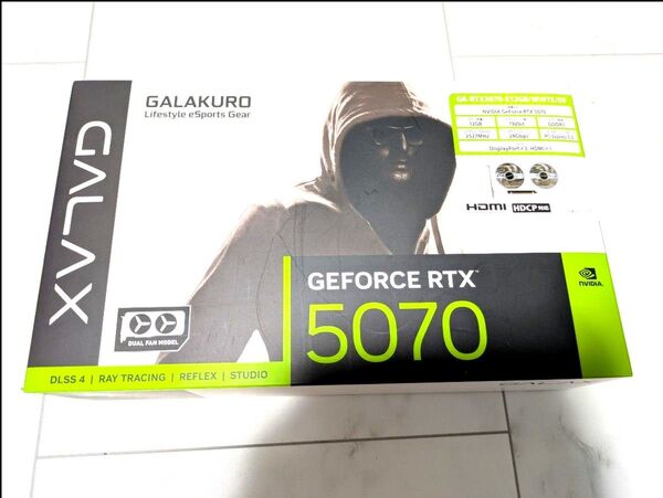 玄人志向GeForce RTX5070 グラフィックボード白 white