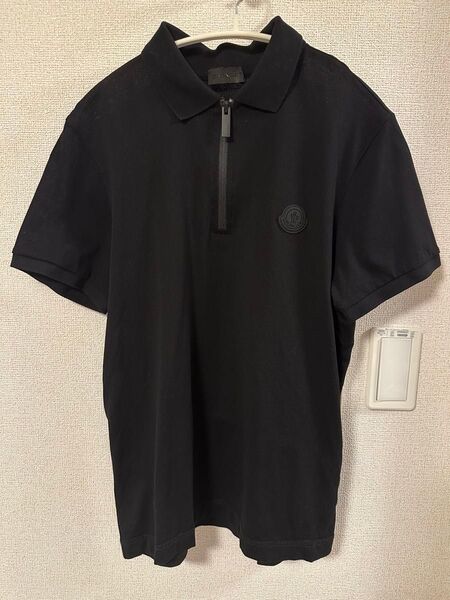 【美品】MONCLER モンクレール メンズ ワンポイント ポロシャツ 黒 S 半袖 Tシャツ