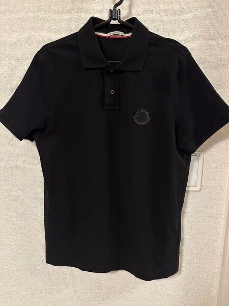 【美品】MONCLER モンクレール メンズ ワンポイント ポロシャツ 黒 S 半袖 Tシャツ