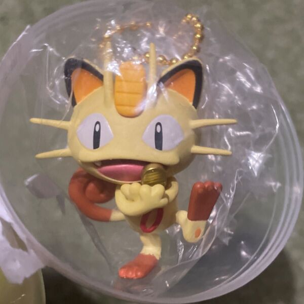 ポケモンセンター 蓄光フィギュアチャーム ニャース
