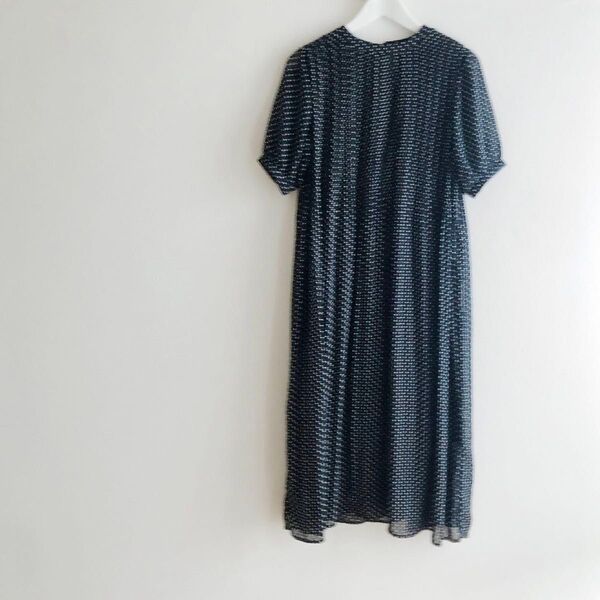 dress black