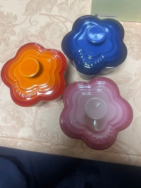 ルクルーゼ ラムカン フルール LE CREUSET 食器