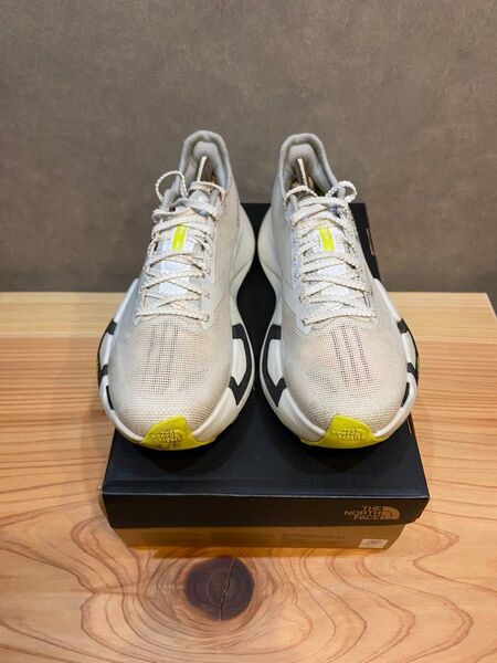 美品 TNF SUMMIT VECTIV Pro3 26.5cm NF02501