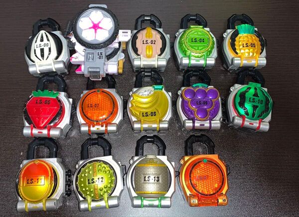 仮面ライダー鎧武 ロックシード セット まとめ売り