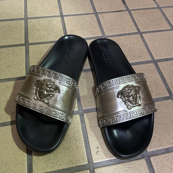 ヴェルサーチ サンダル Versace