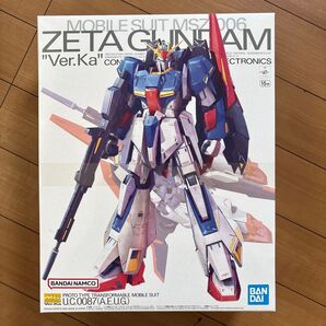 ゼータガンダム Ver.Ka (1/100スケール MG Zガンダム 機動戦士Zガンダム 2615240)