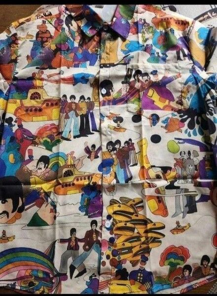 【新品】BEATLES ビートルズ シャツ M L 相当 アロハ イエローサブマリン 総柄 アメリカンS
