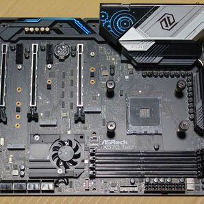 X570 taichi