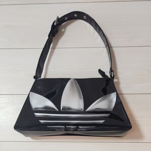adidas エアライナー