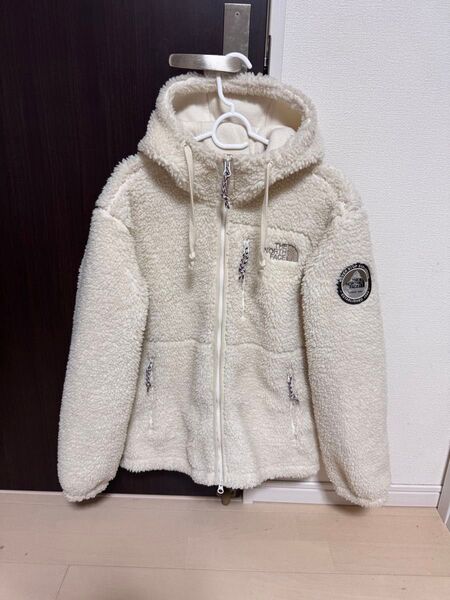 美品 正規品 ノースフェイス ホワイトレーベル リモフリース パーカー