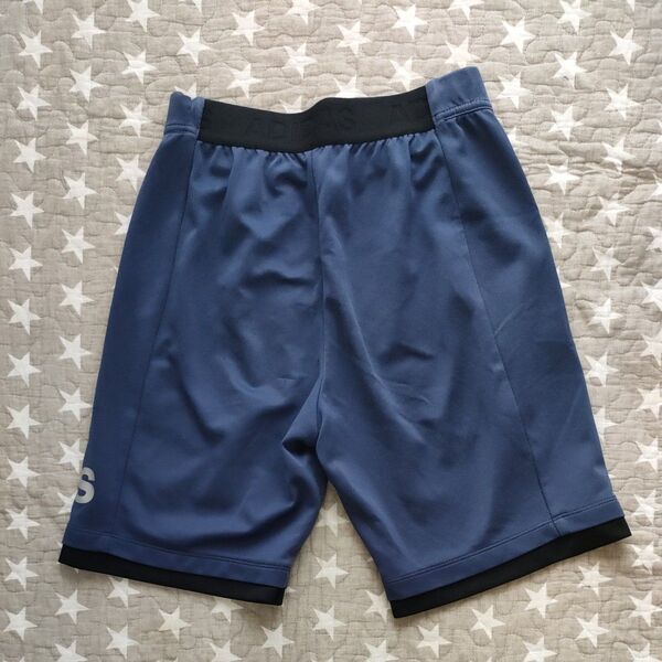 adidas ハーフパンツ ネイビー 150cm