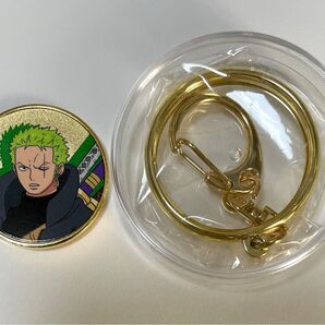 新品 ONE PIECE ワンピース エッグヘッド ゾロ 記念メダル&キーホルダー 茶平工業