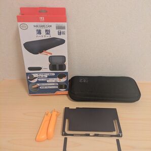 Nintendo Switch2 スリムハードケース とSpigenケース