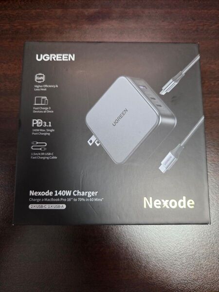 UGREEN Nexode 140W 充電器