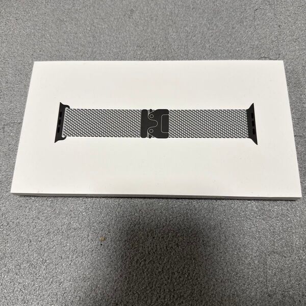 Apple Watch アップルウォッチ チタニウム ミラネーゼループ 49mm L 未使用新品