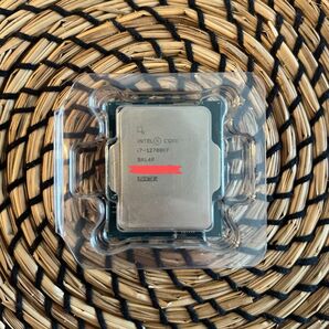 Intel Core i7-12700KF CPU