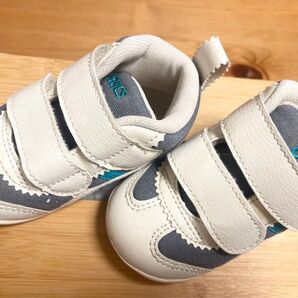 asics ベビーシューズ ホワイト/ ネイビー