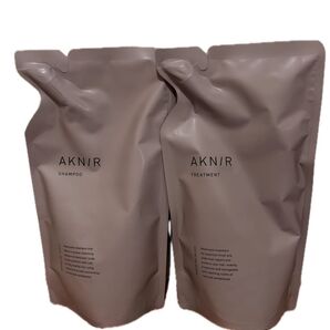 AKNIR薬用シャンプー&トリートメント ローズ&サンダルウッドの香り 詰め替えセット