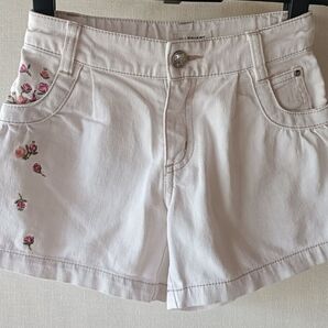 JILL STUART ショートパンツ バラ刺繍 ホワイト 120サイズ白