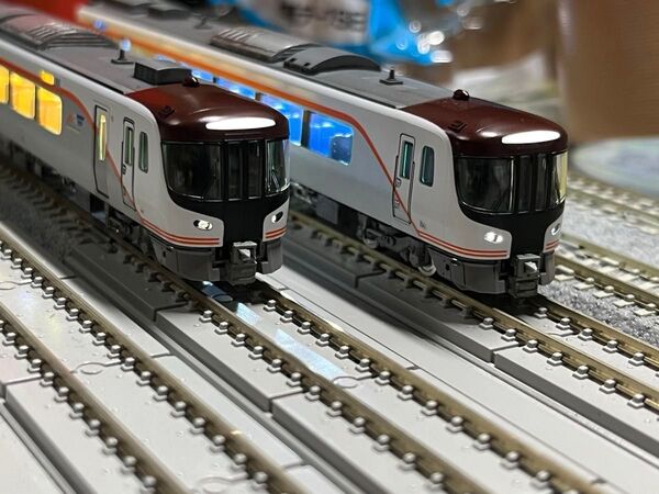 TOMIX 98458 JR HC85系ハイブリッド車(試験走行車)4両セット 全車TNカプラー+室内灯付き