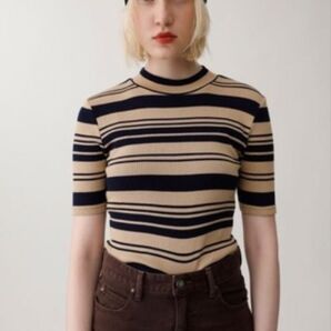 《即日発送》MOUSSY マウジー トップス